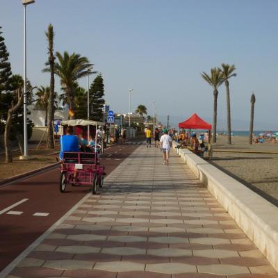 Plage et promenade